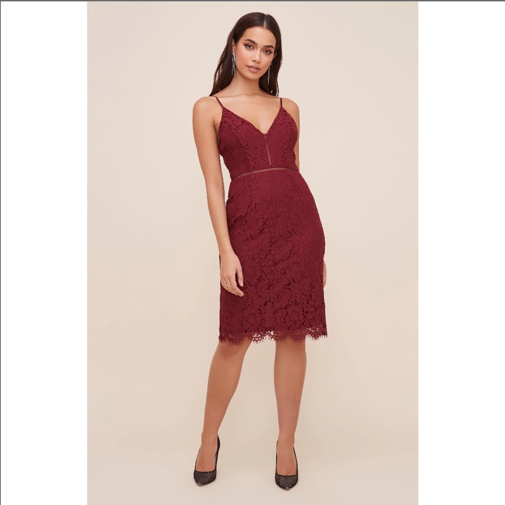 ASTR The Label LATTICE INSET LACE DRESS Wine Maroon Medium Lacey
